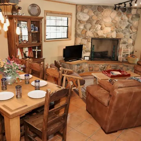 River Rock Lodge